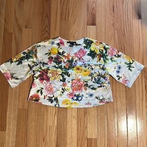 Floral top